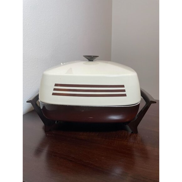 Vintage West Bend Electric Skillet With Lid & Sensa-Temp Heat Control 12" x 12" - Picture 2 of 9